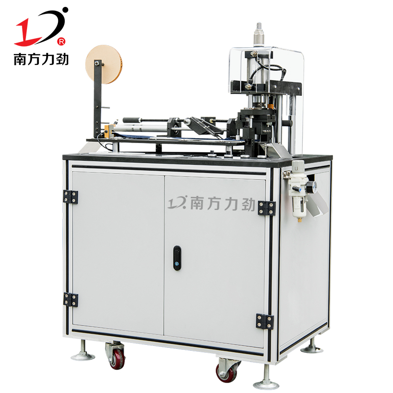 全自動超聲波內(nèi)衣背扣帶剪切機