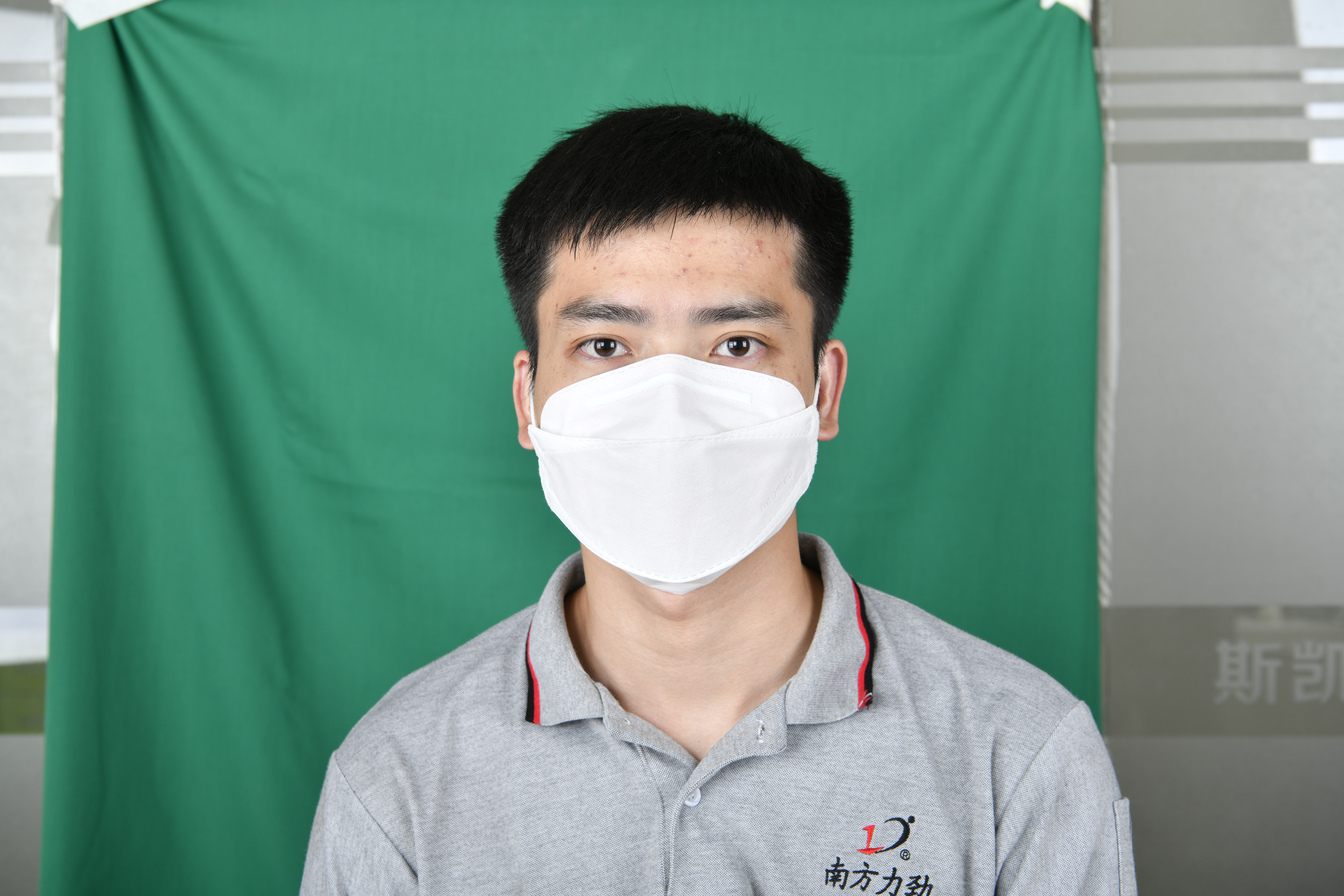 KF94口罩機(jī)所生產(chǎn)的KF94口罩